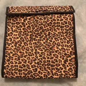 EUC roll out jewlery or makeup travel holder and organizer